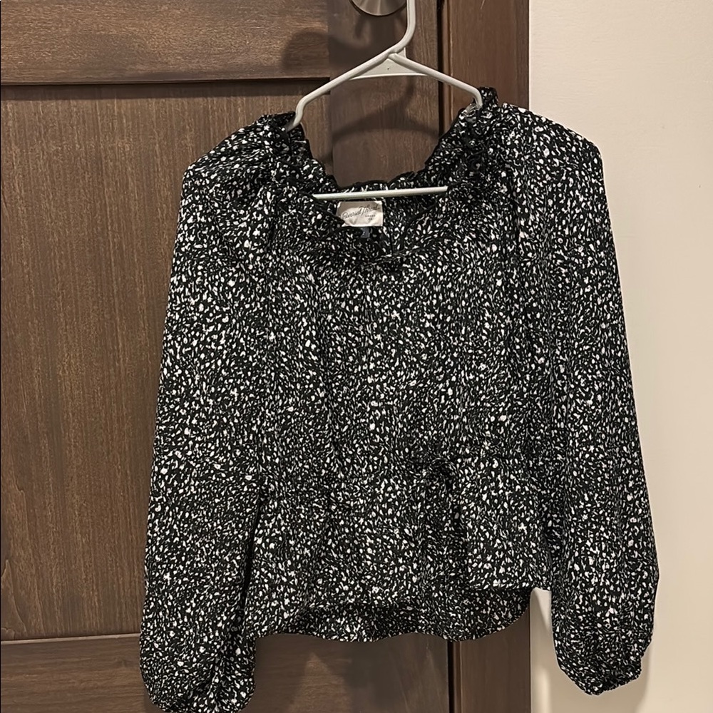 Stylish Black and White Women's Top